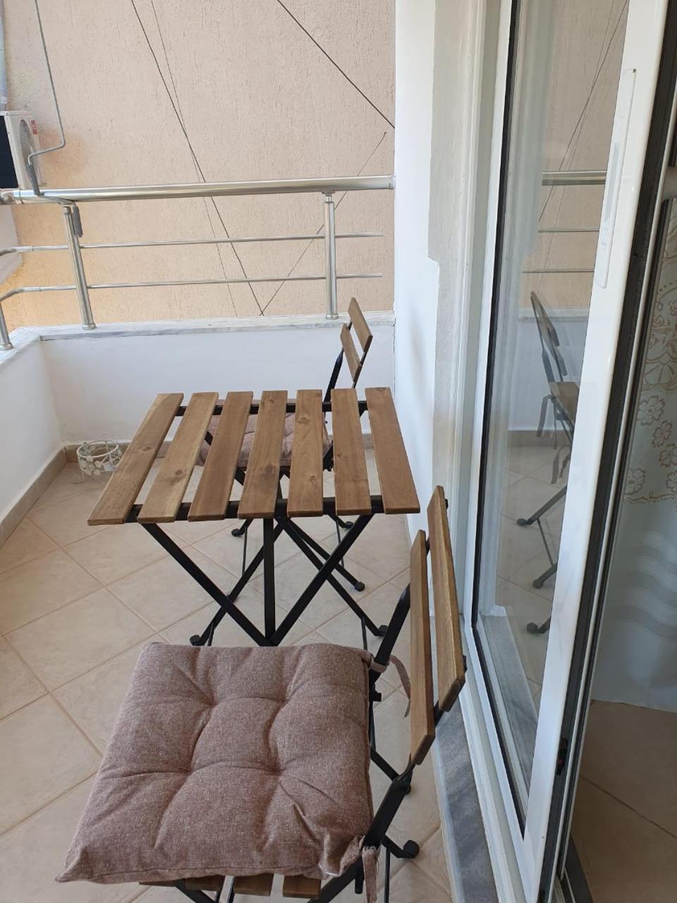 Mona'S Apartments Sarandë Zimmer foto